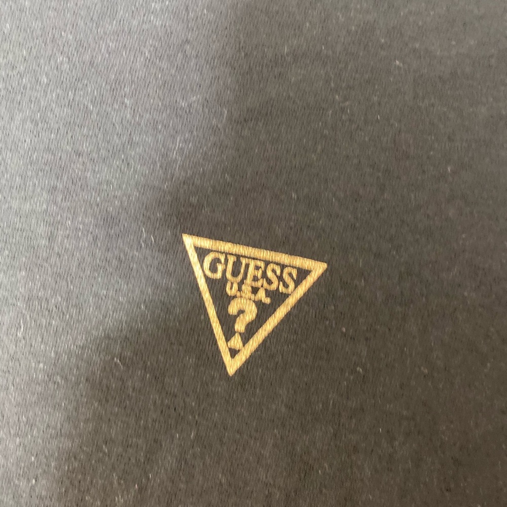 Guess Jeans Company Long Sleeve Size XL - Picture 2 of 4